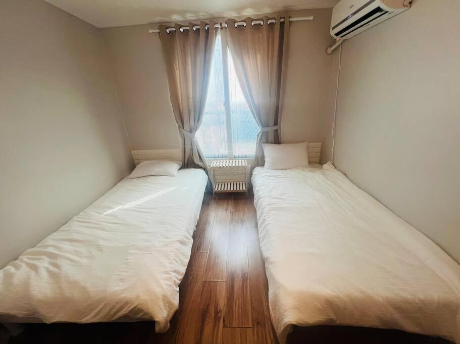 Apartment Ring House