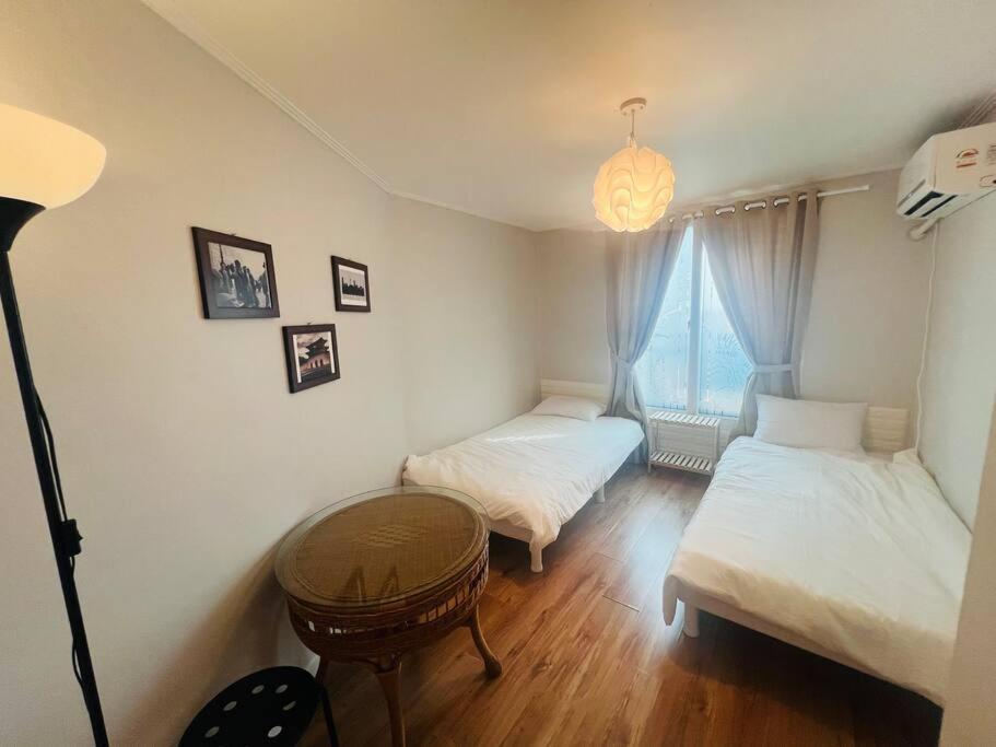 Apartment Ring House *