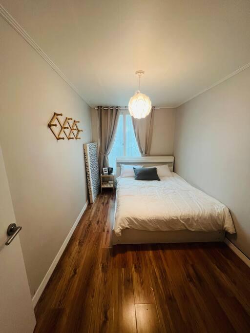 Apartment Ring House *