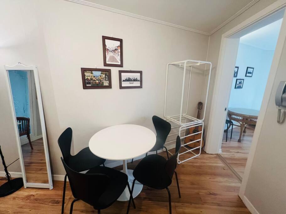 Apartment Ring House